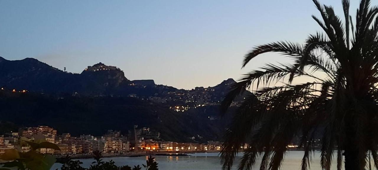 Appartamento Taormina Giardini-Naxos Kültér fotó