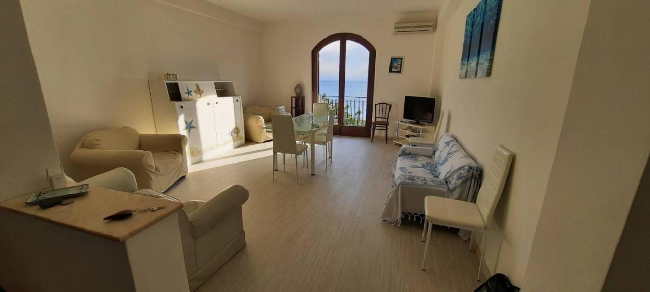 Appartamento Taormina Giardini-Naxos Kültér fotó